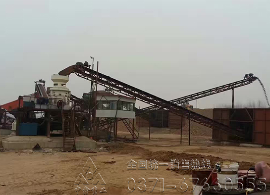 圆锥破碎机调整环松动的原因