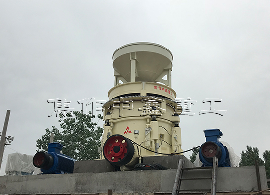 保养圆锥破碎机液压系统的方法